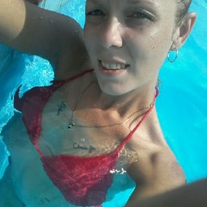 Meet your Posher, Candace