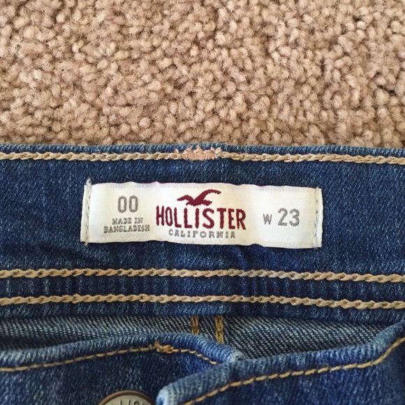 Holister jean shorts - Picture 3 of 3
