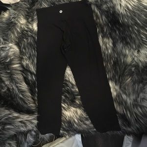 Lulu lemon cropped yoga pants