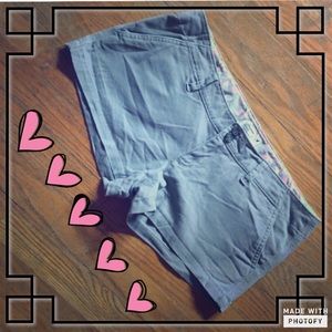 💞Gray AE shorts💞