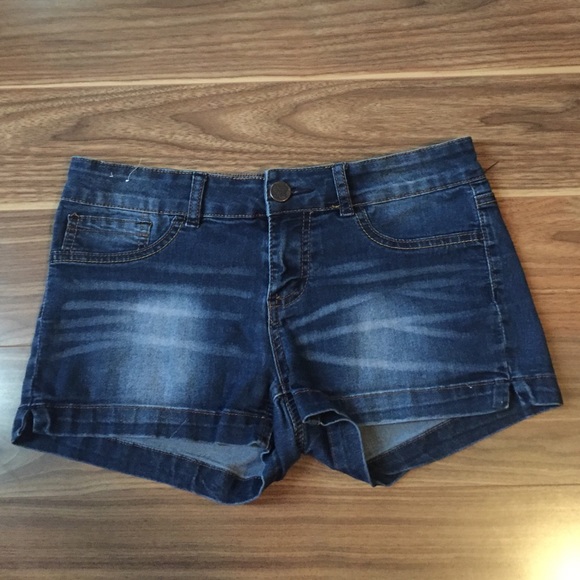 Jean shots medium to dark denim