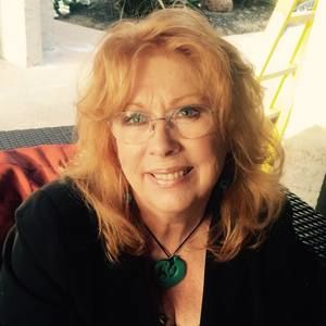 Meet your Posher, Lynell