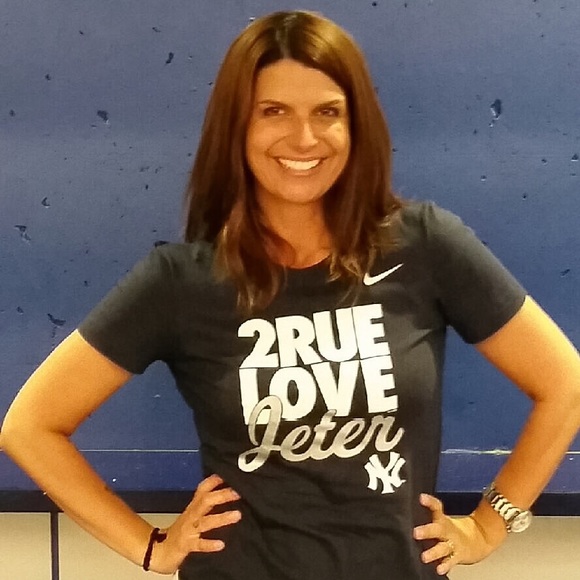 Meet Your Posher, Jen! - Picture 3 of 4