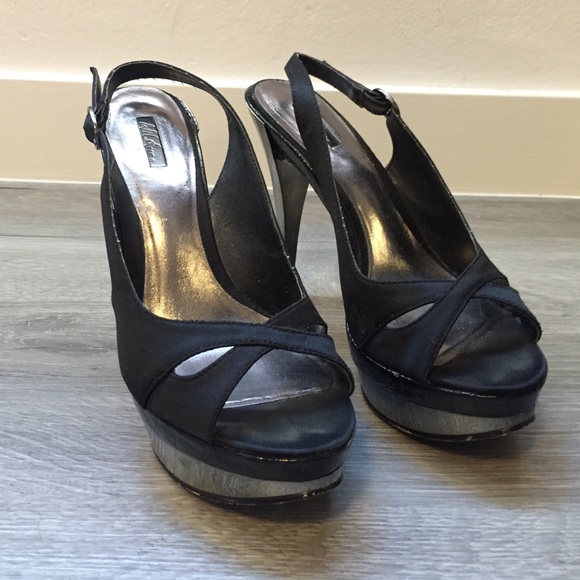 Black heels sign mirrored base & heel size 7