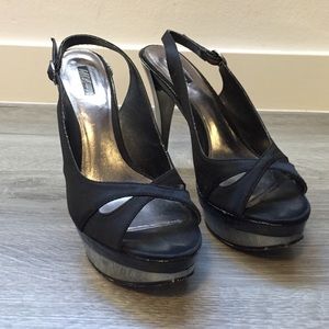 Black heels sign mirrored base & heel size 7