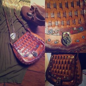 ⚜🔺Vintage 1960's leather cross body bag🔺⚜