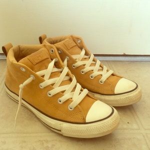Beige Converse