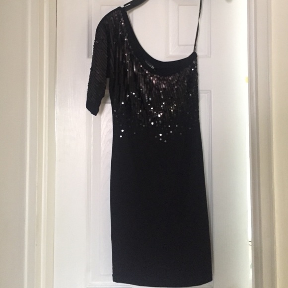 Forever 21 One Shoulder Sequins Black Dress. Sz S. - Picture 1 of 4
