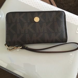 Michael Kors brown monogram tech wallet