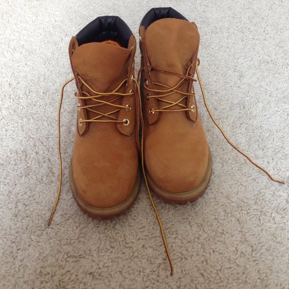 Classic timberland size 7.5 women's