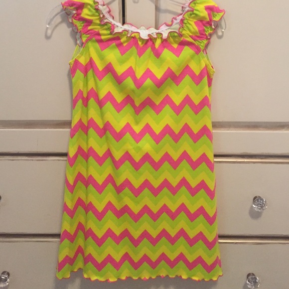 Girls chevron dress