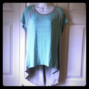 NWOT mint green and gray top 🚫FINAL PRICE🚫