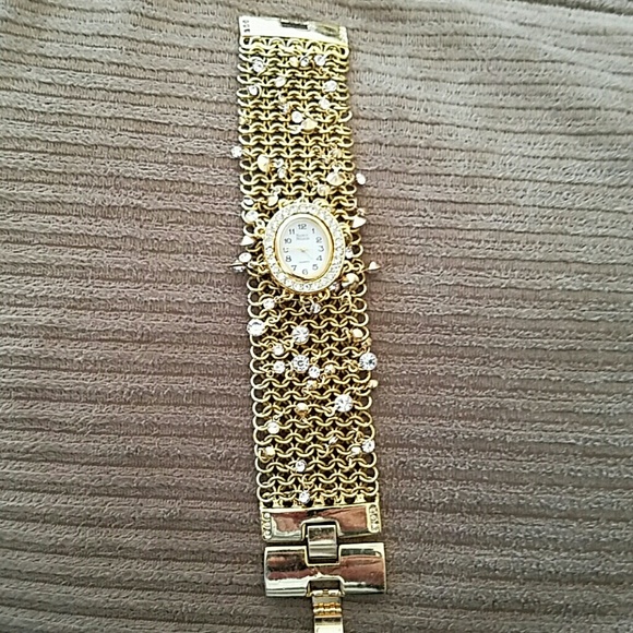 Vintage Nancy Nelson golden bracelet watch - Picture 1 of 4