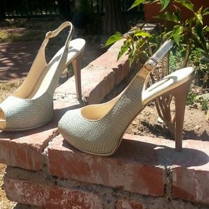 Guess high heels greenish gold 10m