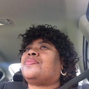 Meet your Posher, Katrina