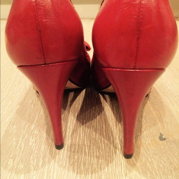 Shoes - Picture 2 of 2