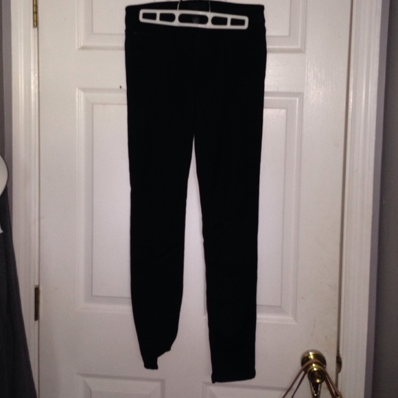 Black jeggings