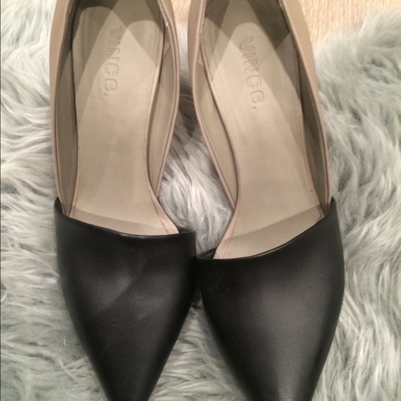 Two tone almost new shoes