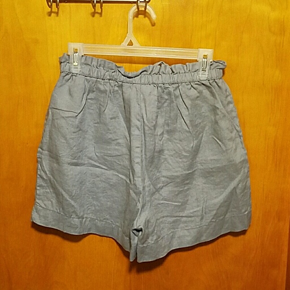 Cynthia Rowley grey shorts, size 8! NWOT! - Picture 3 of 3