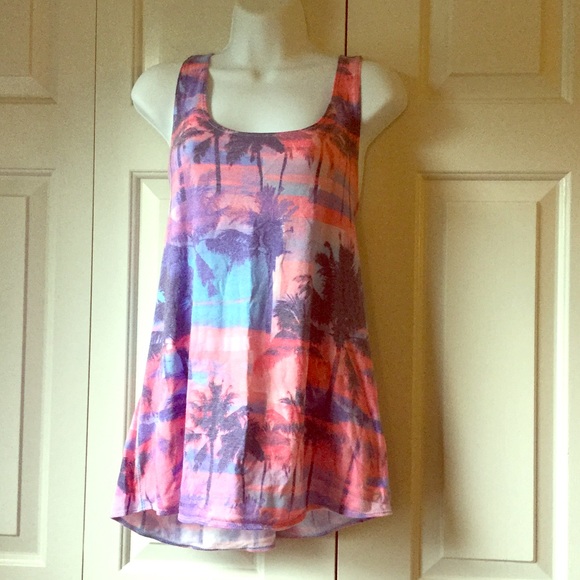 Gap fit palm tree print racer back tank