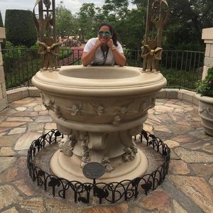 Meet your Posher, Alaine