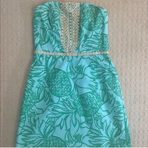 Lilly Pullitzer adorable dress!!