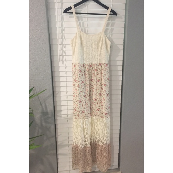 Mossimo Dress size L
