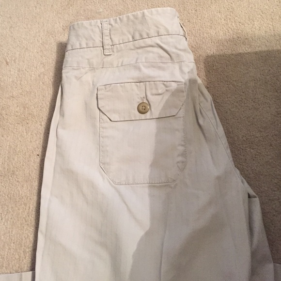 Khaki gap pants