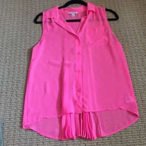 Pink American eagle top