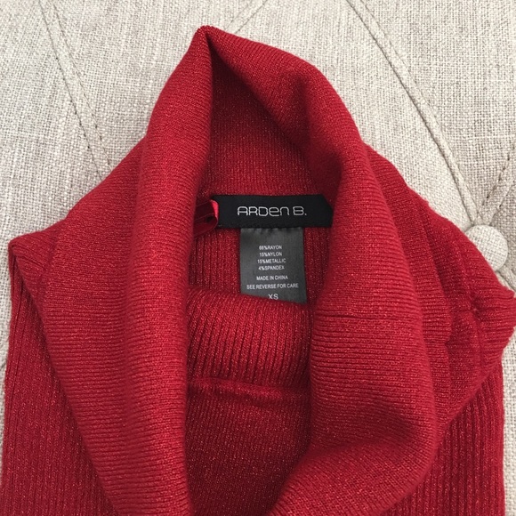 ❌donated Arden B. Red Tube Top NWOT - Picture 2 of 4