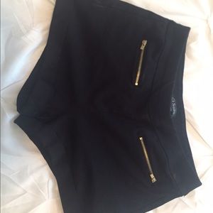 Black stretchy short shorts