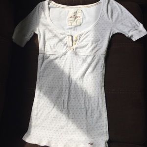 Hollister white tee