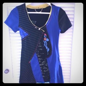 ☀️SALE☀️ Bella Carra T-Shirt Small