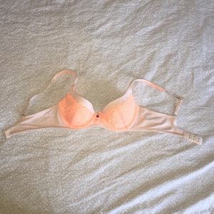 Victoria's Secret Body Collection Demi Bra