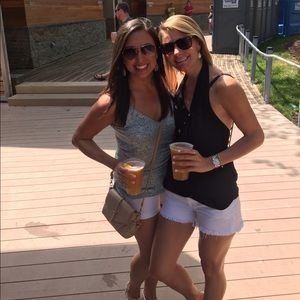 Meet your Posher, Nicole