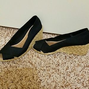 Ralph Lauren  Black open toe wedge 6.5B.