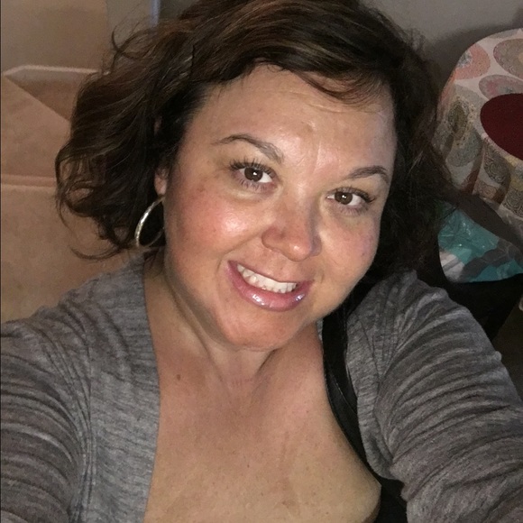 Meet your Posher, Celine