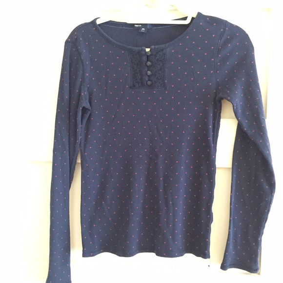 Soft Polkadotted long sleeve shirt