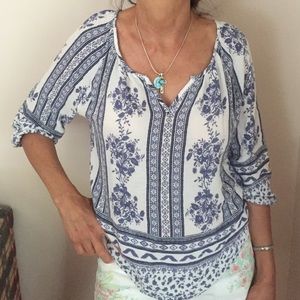 Francesca's Alya blue floral print top