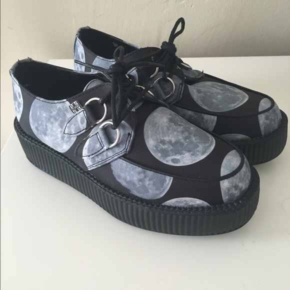 T.U.K Moon Creepers NWOT