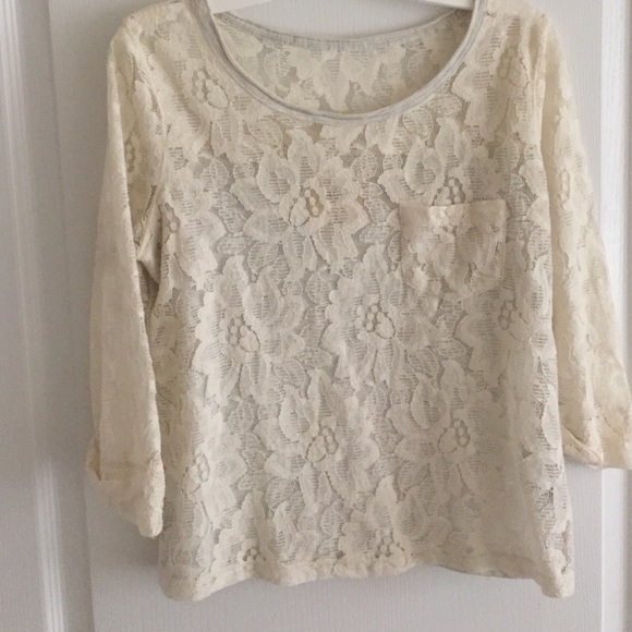 Hollister 3/4 lace shirt