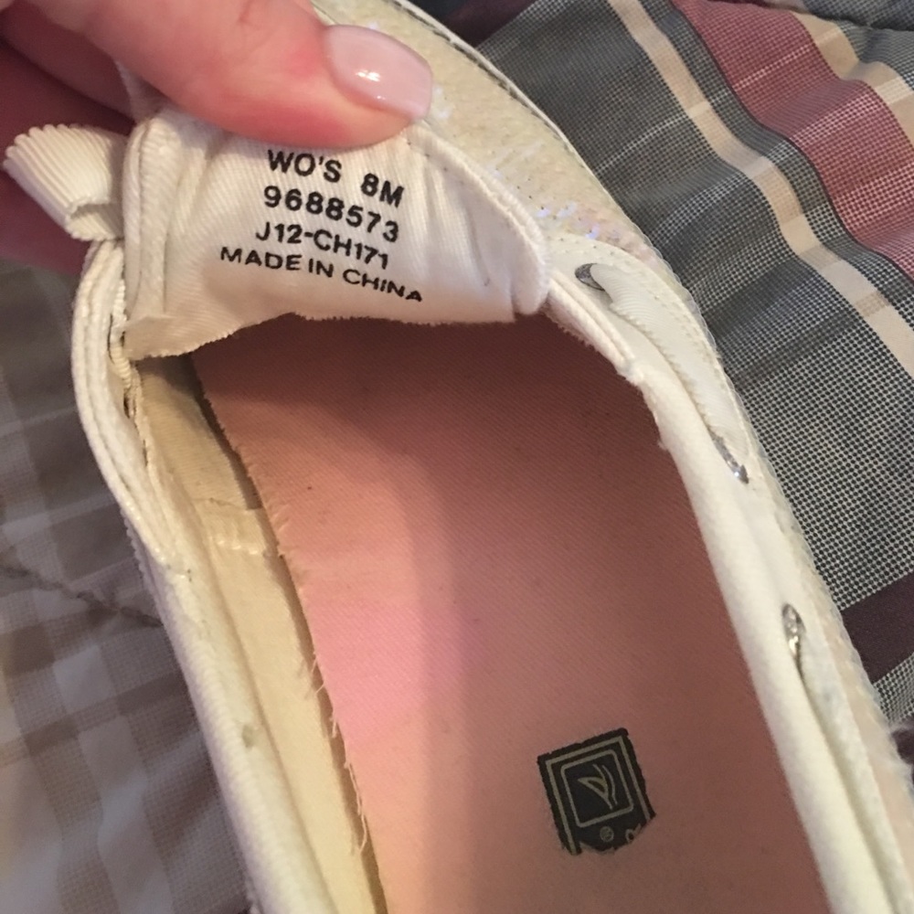 Sperry - Picture 3 of 5