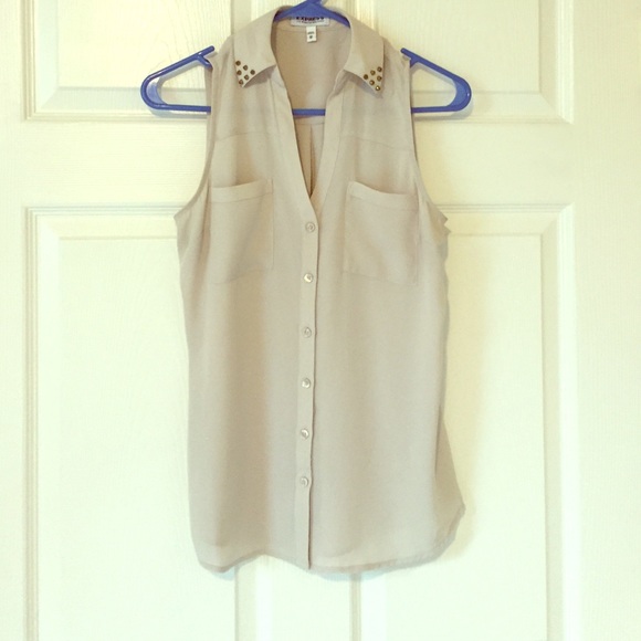 Express button down top