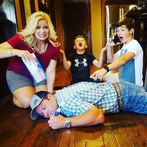 Meet your Posher, Melissa