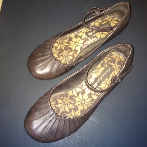 dress shoes
