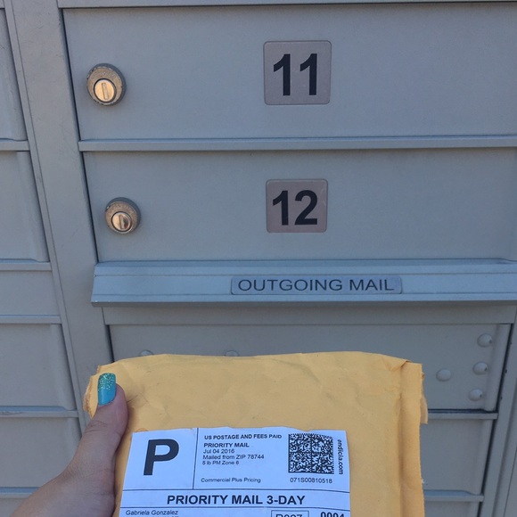 TRADE 🌻 - Picture 2 of 2