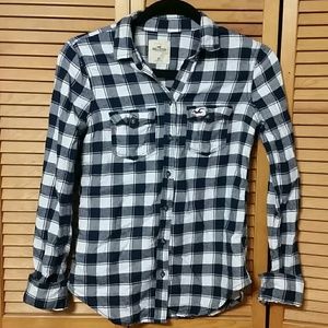 Hollister Long Sleeve shirt