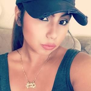 Meet your Posher, Jazmin