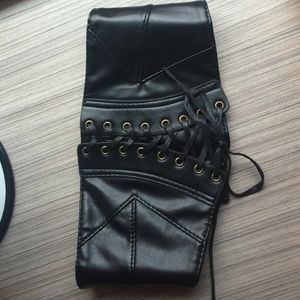 corseted high waisted snap belts