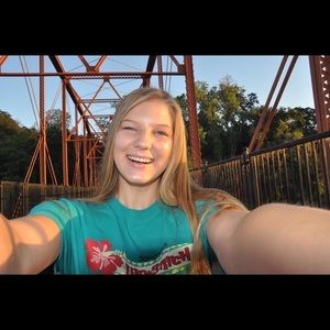 Meet your Posher, Samantha